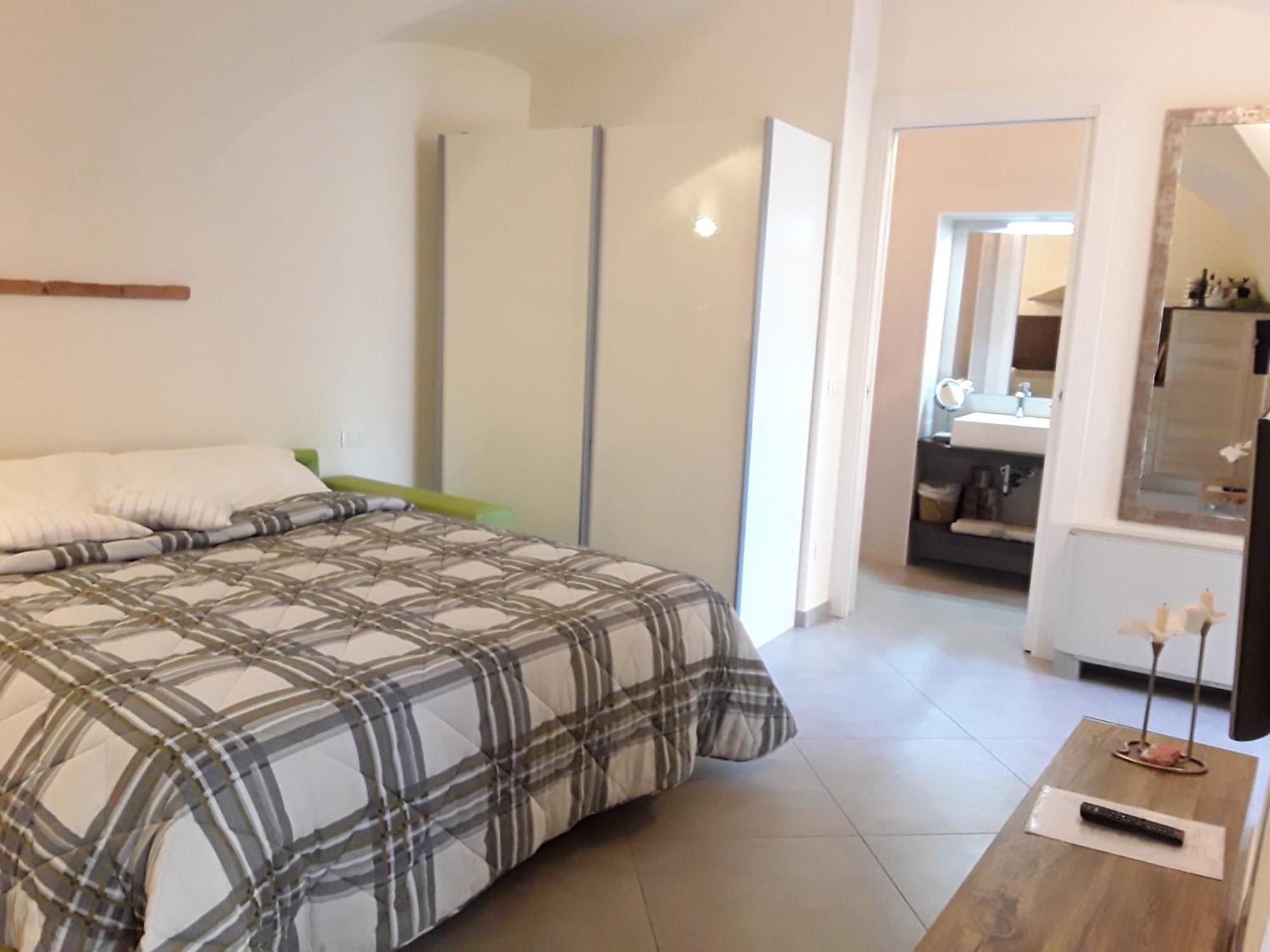Ca' Due Olivi Apartment Toscolano Maderno Luaran gambar