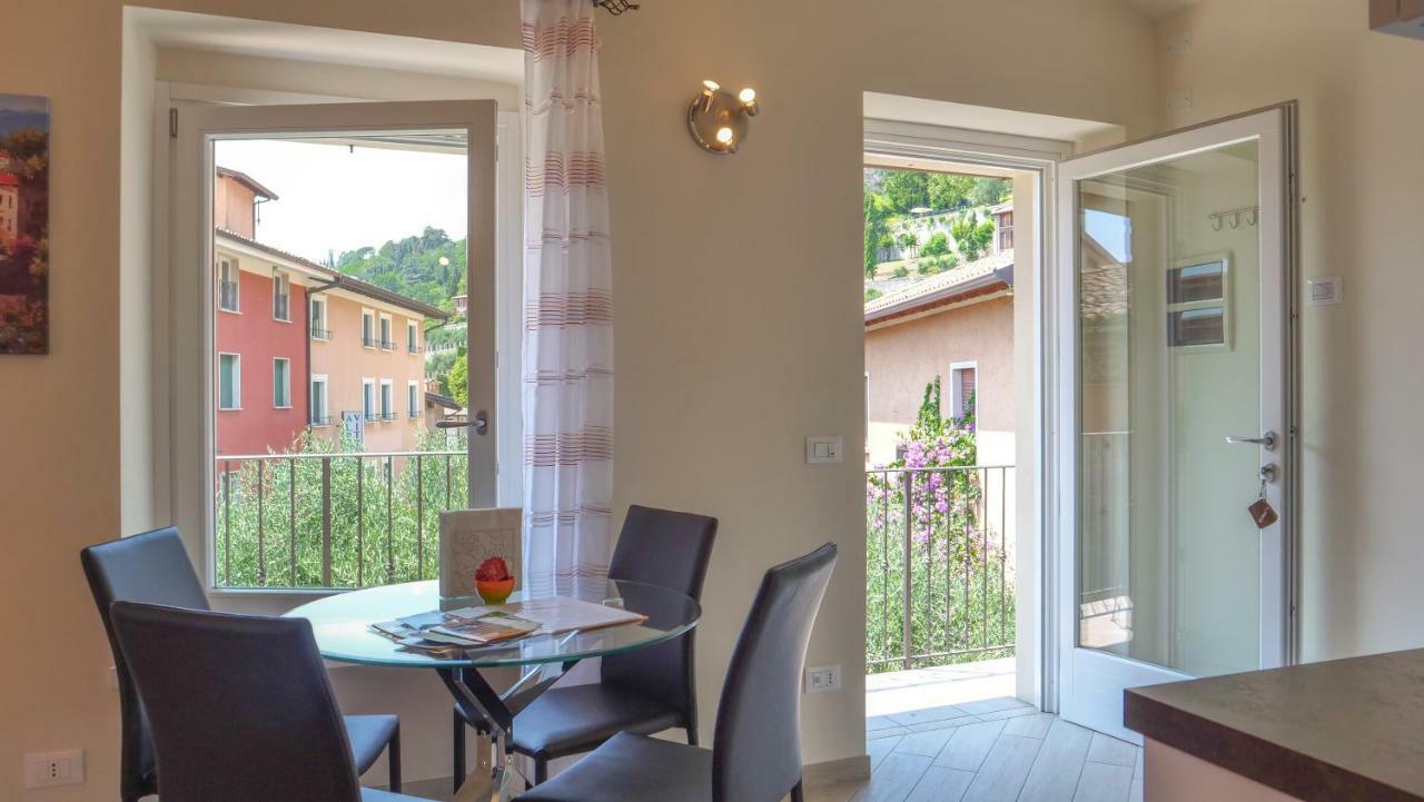 Ca' Due Olivi Apartment Toscolano Maderno Luaran gambar